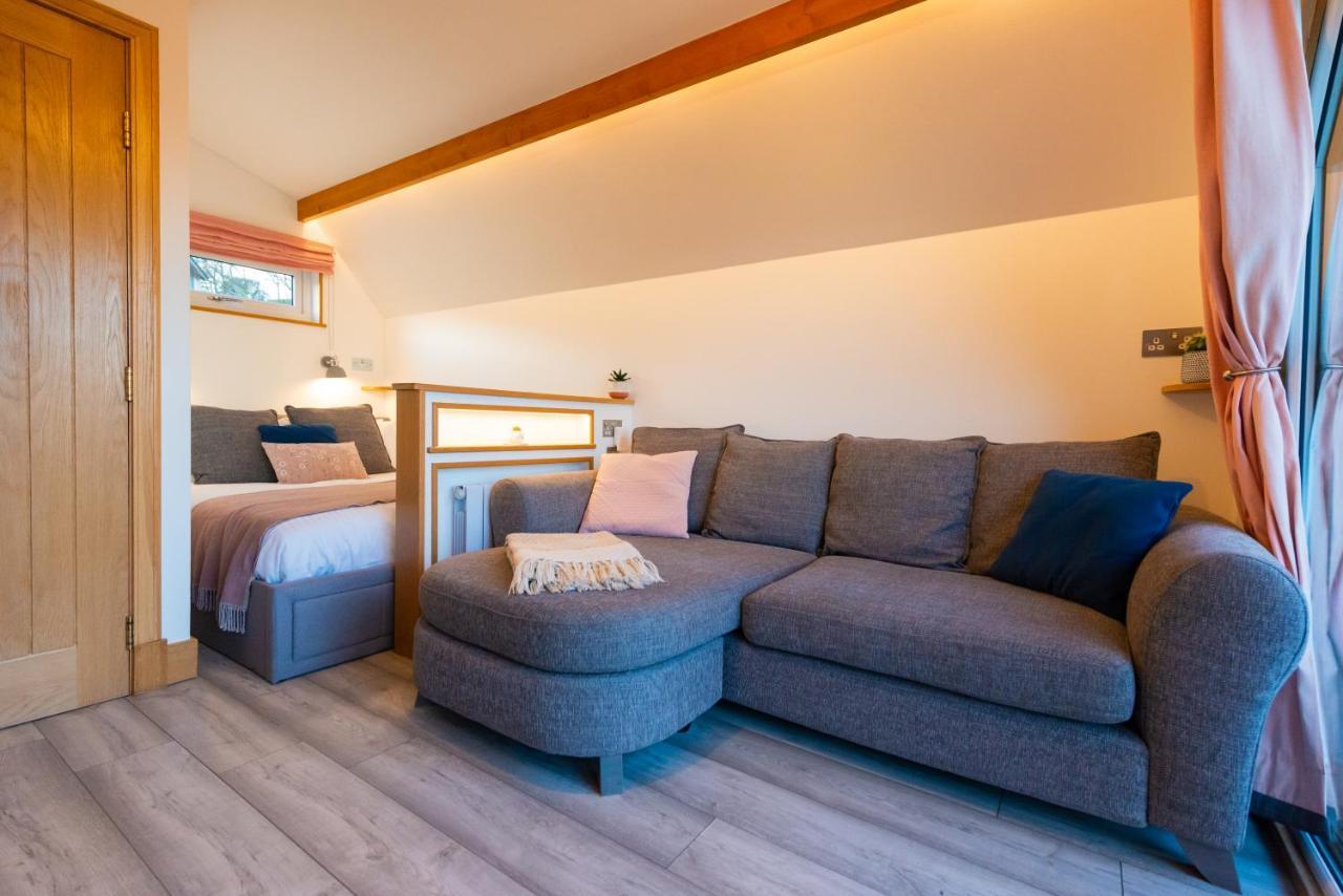 Bonnie Barns - Adults Only Luxury Lodges With Hot Tubs Лусс Экстерьер фото