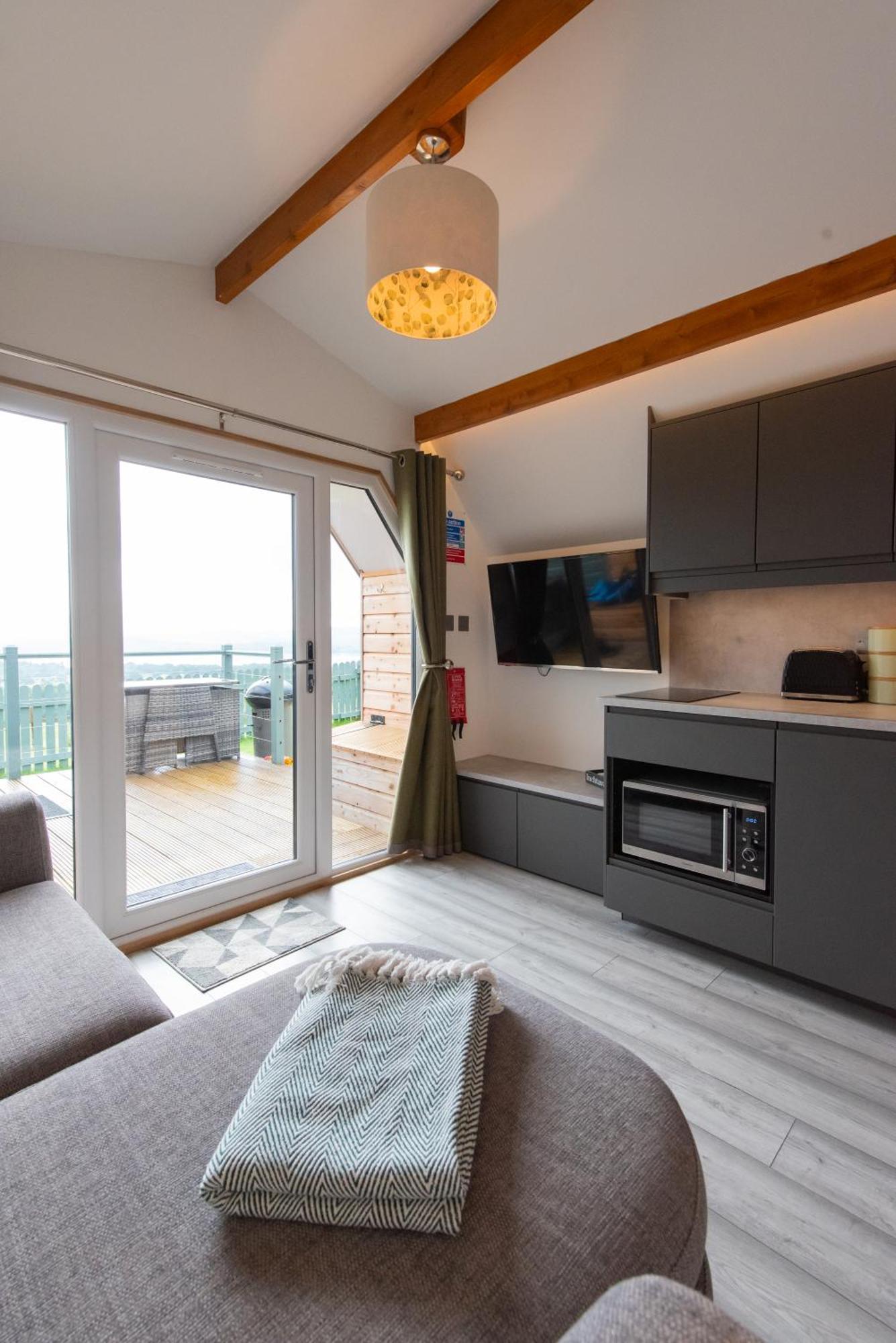 Bonnie Barns - Adults Only Luxury Lodges With Hot Tubs Лусс Экстерьер фото