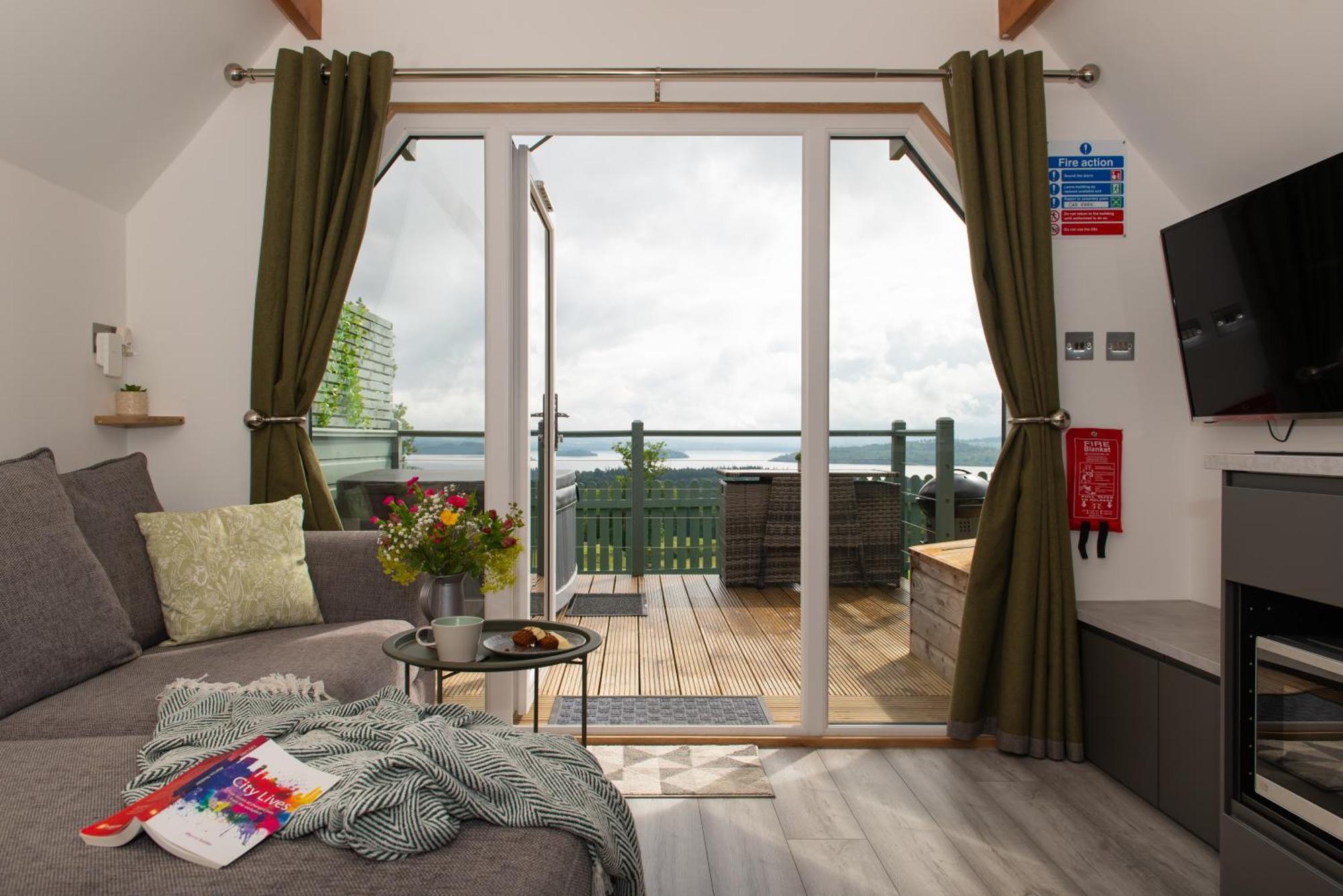Bonnie Barns - Adults Only Luxury Lodges With Hot Tubs Лусс Экстерьер фото